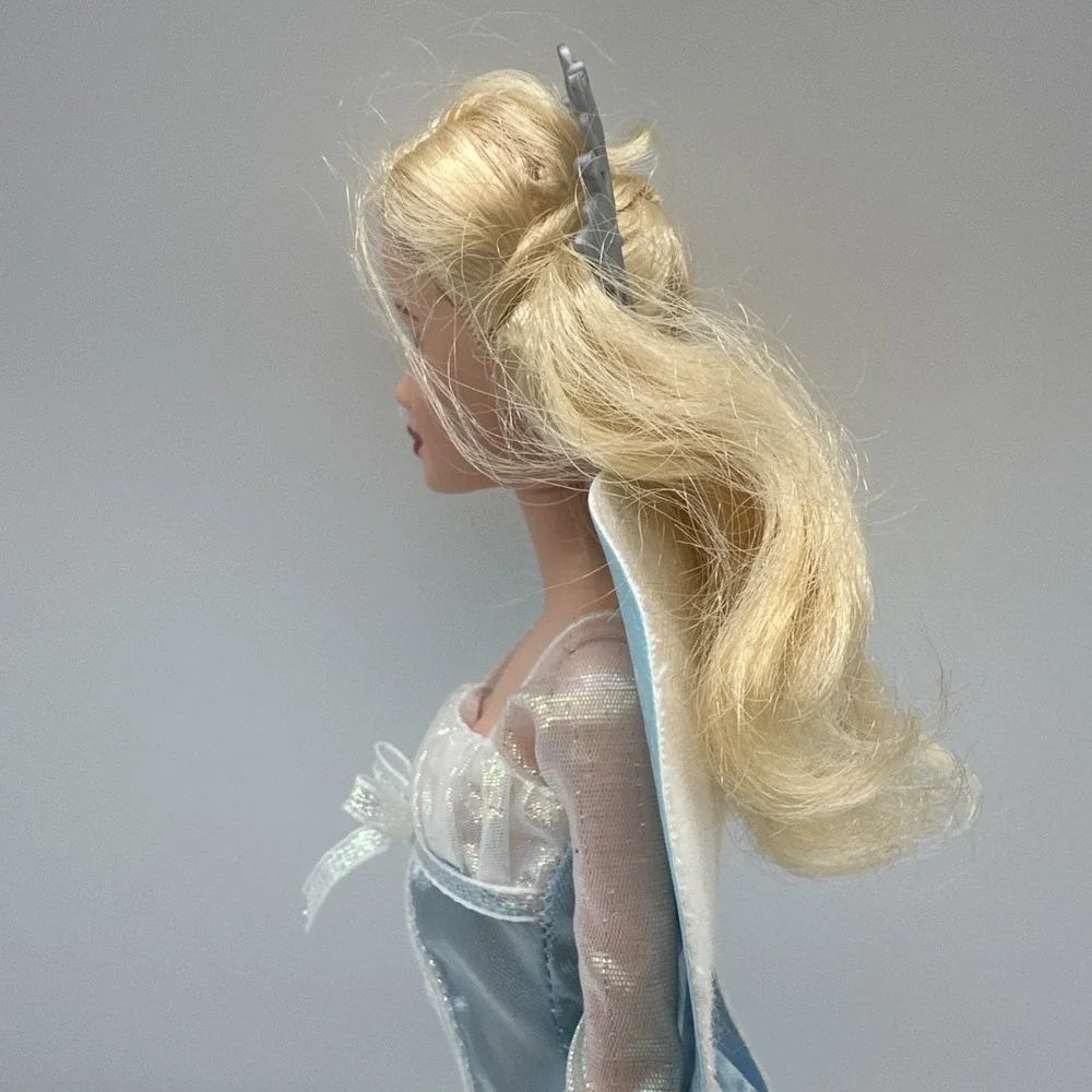 2006 Holiday Angel Barbie J0590 Mattel Blonde Doll Original Dress Wings